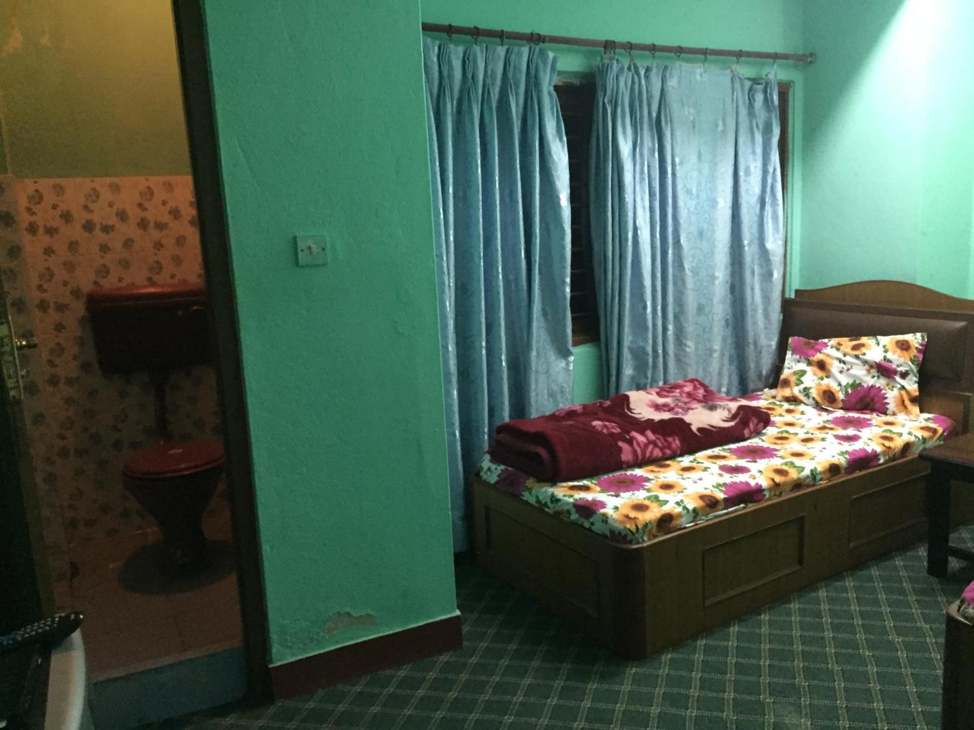 Tokha Hotel New Basuki Private Limited מראה חיצוני תמונה